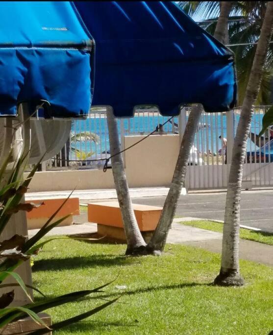 1St Floor, A/C Everywhere, Balcony With Beach View In לוקווילו מראה חיצוני תמונה